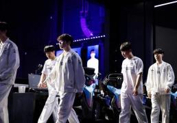 LPL登峰(fēng)組(zǔ)激戰(zhàn)正酣，iG迎(yíng)戰(zhàn)TES忍界大(dà)戰(zhàn)再启，阿水(shuǐ)直面昔日(rì)队友！