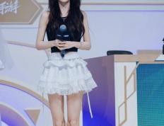 Rita的逆袭之路！电竞解说到(dào)娱乐圈女神，跨界走得飞起(qǐ)！