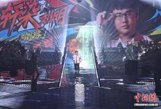 2025年KPL王者(zhě)荣耀职业联赛夏季(jì)赛决赛在杭州举行(xíng)