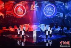 2025年KPL王者(zhě)荣耀职业联赛夏季(jì)赛决赛在杭州举行(xíng)