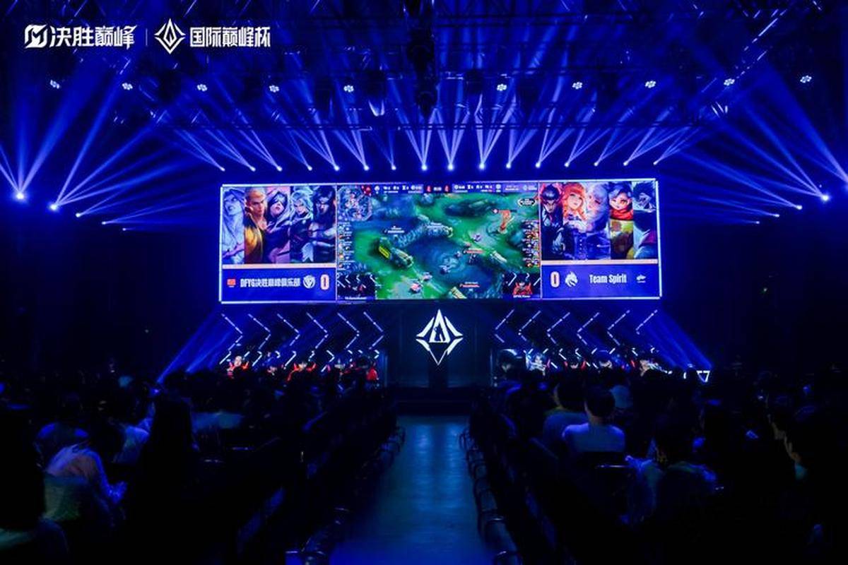 电竞盛(shèng)宴：揭秘顶级电竞赛事(shì)精(jīng)彩瞬间及(jí)幕(mù)后故事(shì)