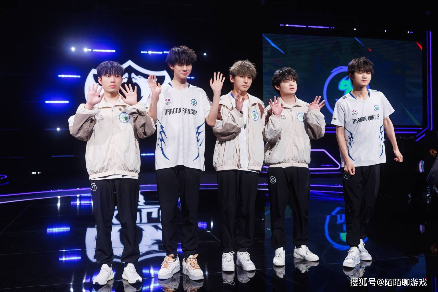 2025年(nián)KPL年(nián)总战队分析(xī)：AG劍(jiàn)指7连冠，久哲轮換(huàn)值得期(qī)待，JDG沒(méi)戏！