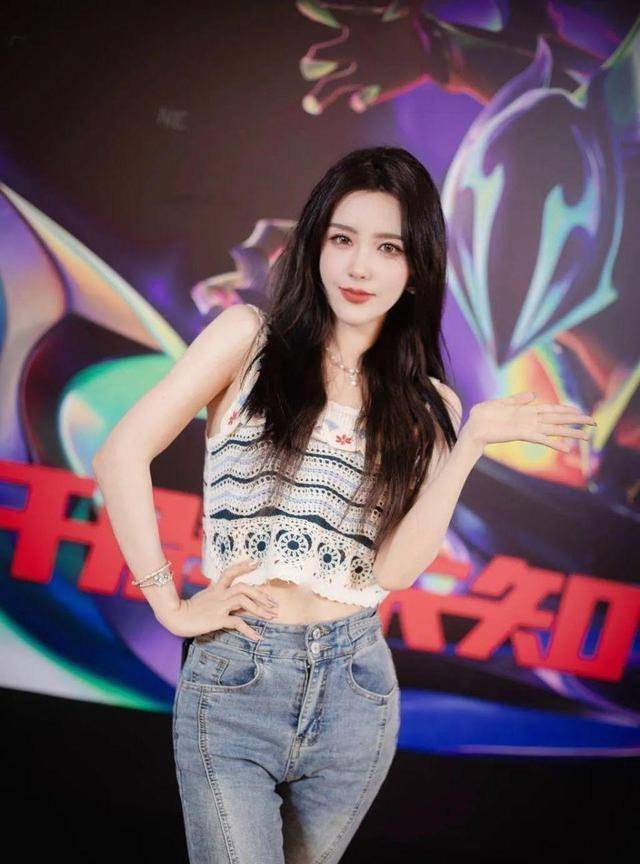 Rita的逆袭之路！电竞解说到(dào)娱乐圈女神，跨界走得飞起(qǐ)！