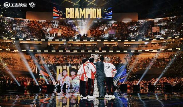 六连冠!成都AG超玩(wán)会创造历史