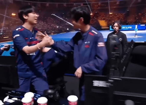 RLG光辉传奇戰(zhàn)队官宣落(luò)户廣(guǎng)州海珠 | 电竞头条