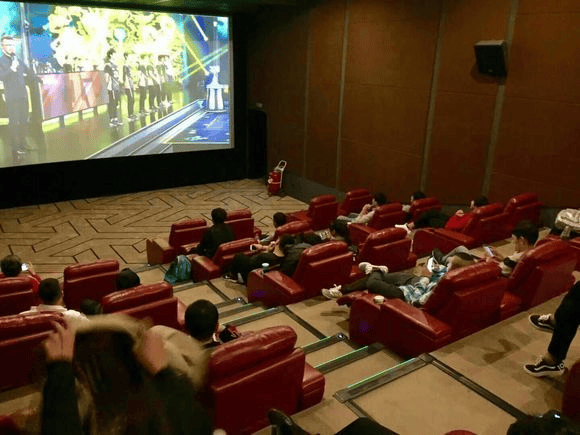 RLG光辉传奇戰(zhàn)队官宣落(luò)户廣(guǎng)州海珠 | 电竞头条