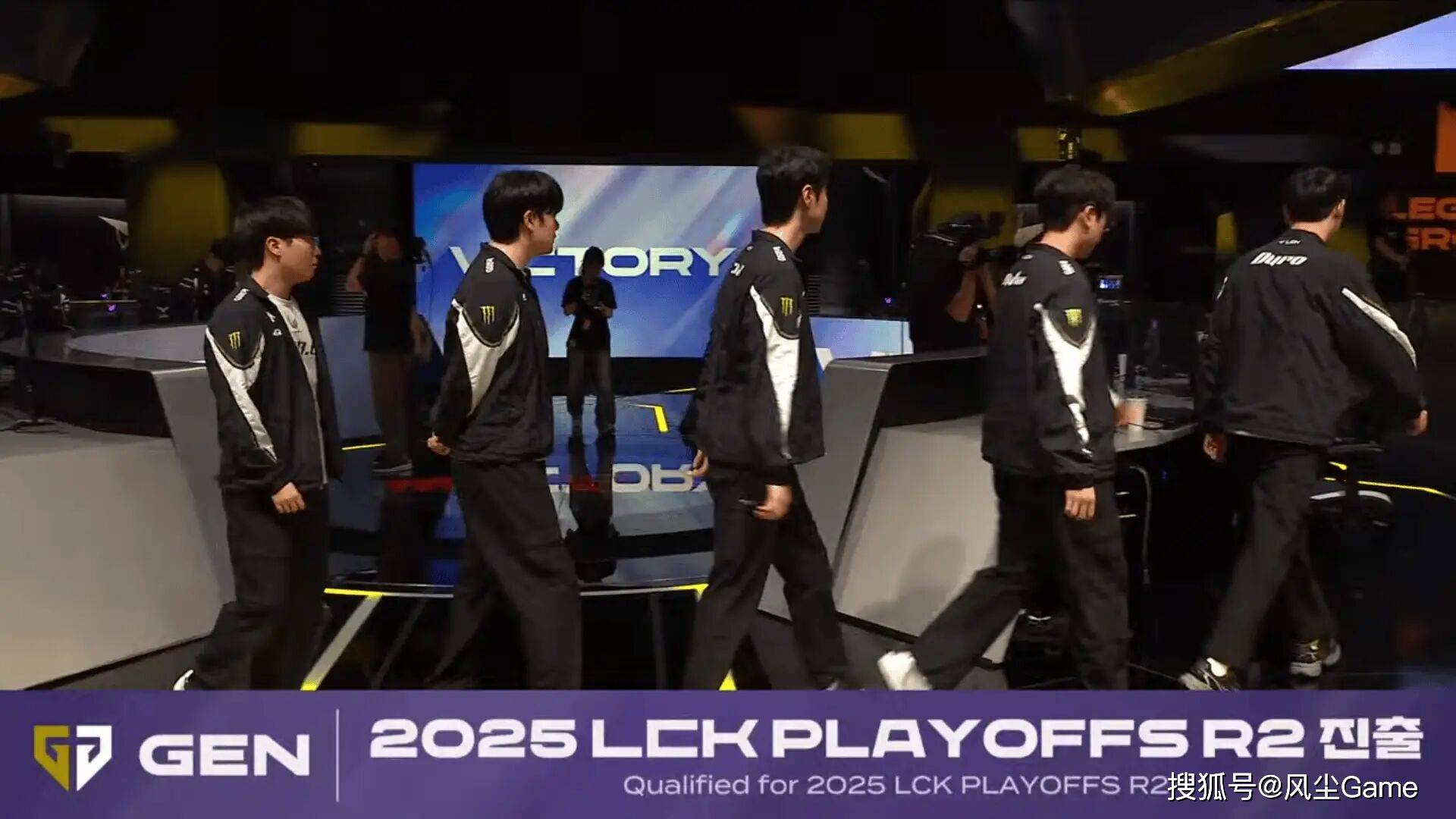 LCK世(shì)界(jiè)冠军无缘季后賽(sài)！GEN锁定前二(èr)，DK提前6场晋级入(rù)圍(wéi)賽(sài)