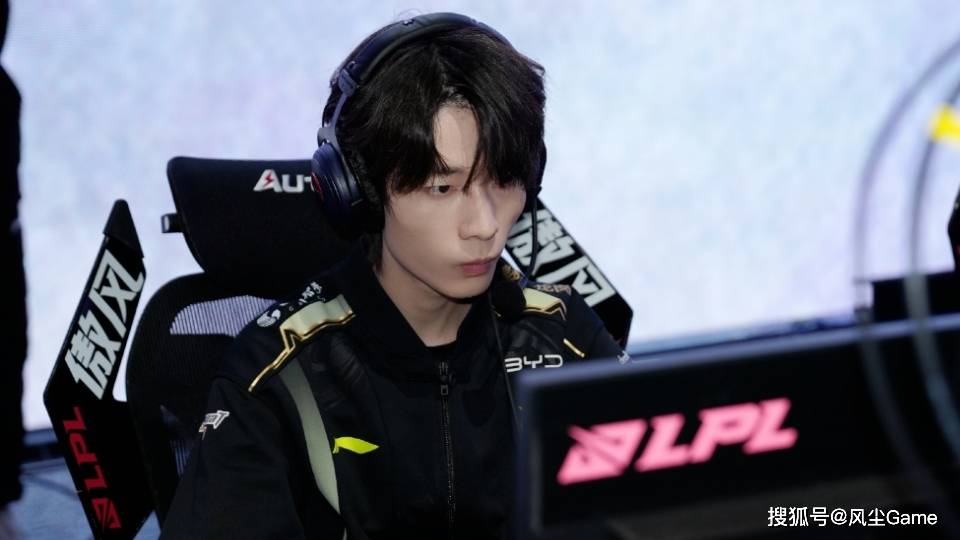 LOL邀请赛四(sì)強(qiáng)出爐(lú)!全华班(bān)被3包1围剿,LCK赛区保底亞(yà)軍(jūn)