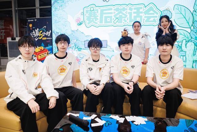 狼队大戰(zhàn)WB前(qián)瞻，小(xiǎo)胖(pàng)煖(nuǎn)陽(yáng)再交手，老林大戰(zhàn)SK，一笙是(shì)变数