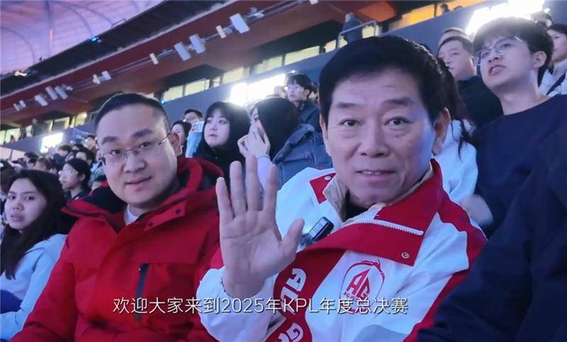 梦泪开坦克400，魏建軍(jūn)应援(yuán)KPL，还有什么不可能？