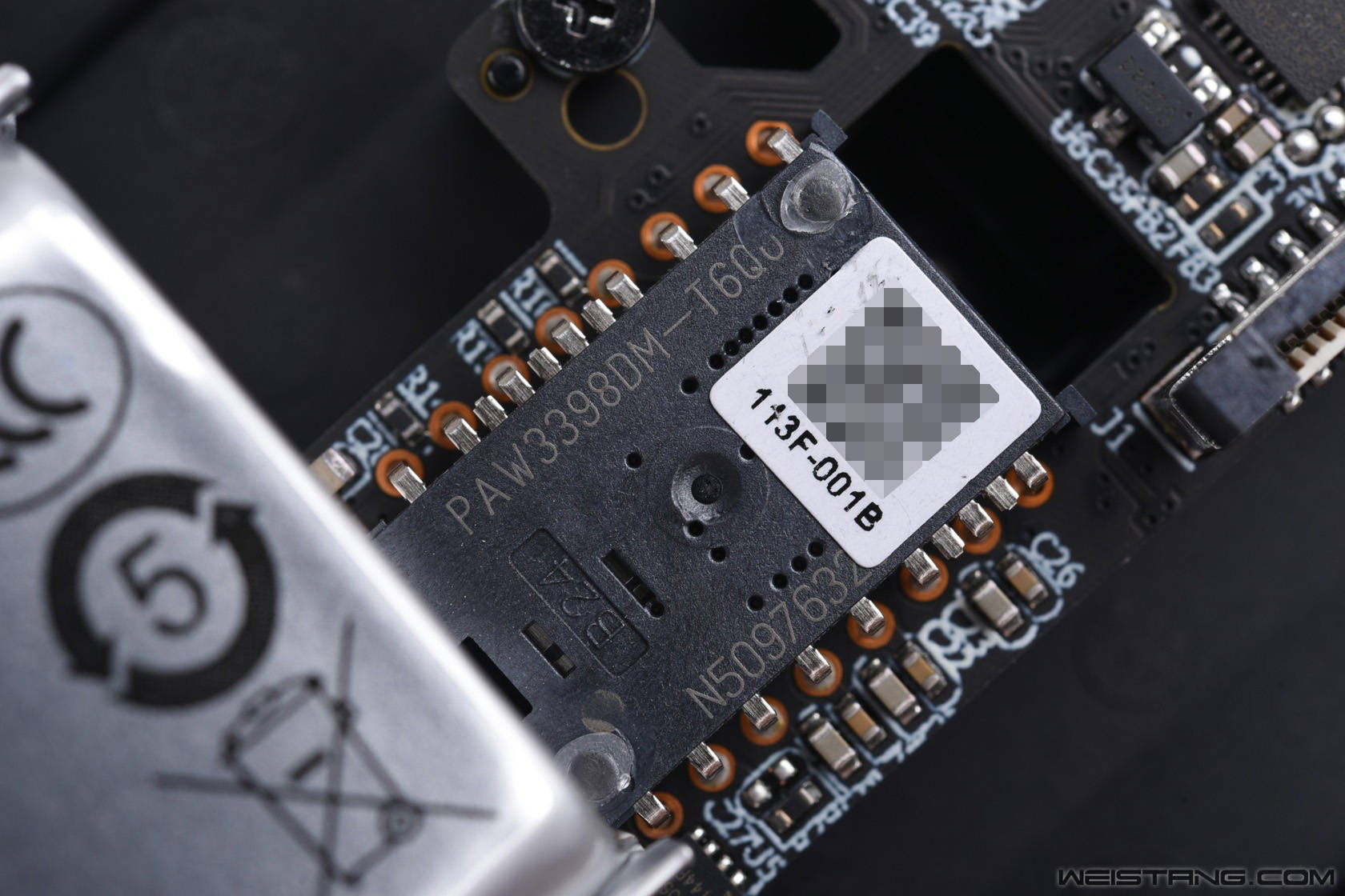 雷柏(bǎi)VT7二代(dài)新配色雙(shuāng)模电竞鼠标体验