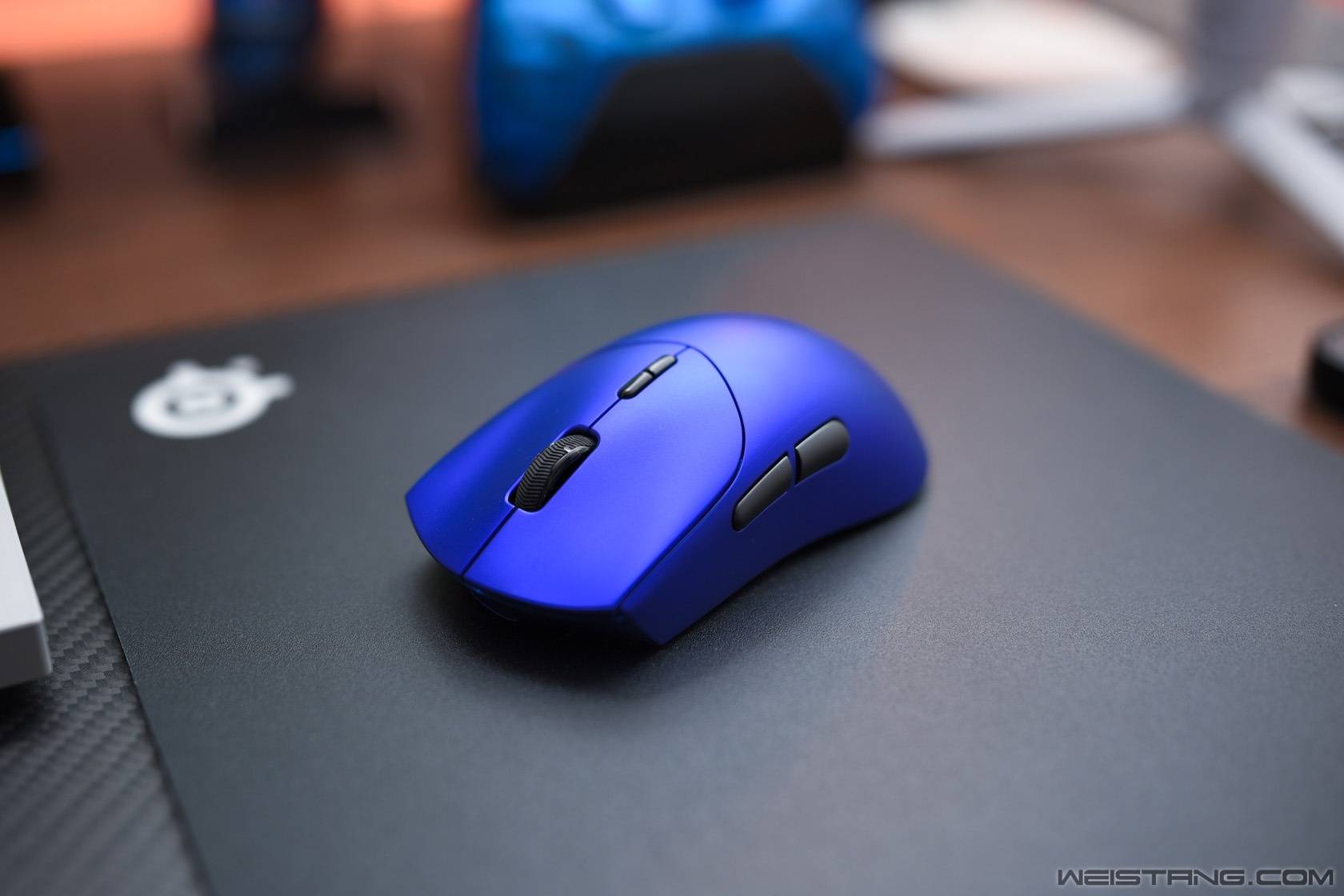 雷柏(bǎi)VT7二代(dài)新配色雙(shuāng)模电竞鼠标体验
