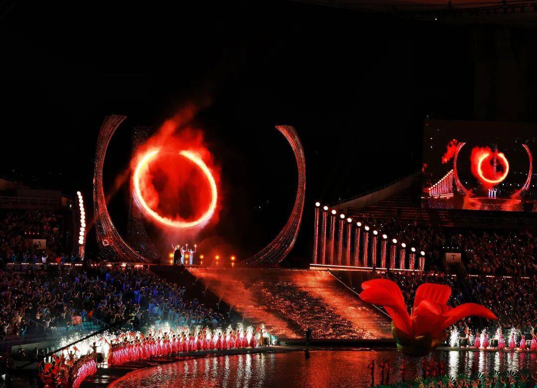 这些“名場(chǎng)麪(miàn)”,好劲!