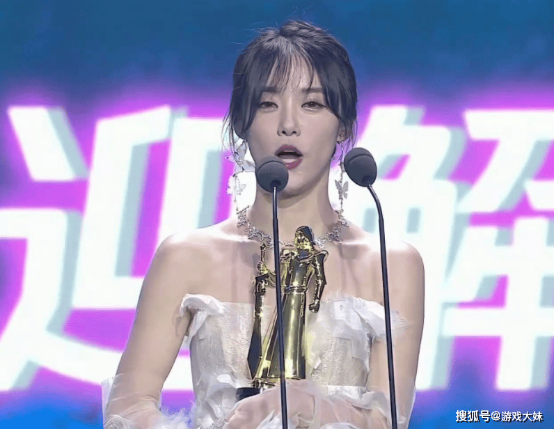 历屆(jiè)LPL最(zuì)佳解(jiě)说磐(pán)点,米勒获得3次(cì),有一(yī)人能(néng)力強(qiáng)却始终拿不(bù)到奖