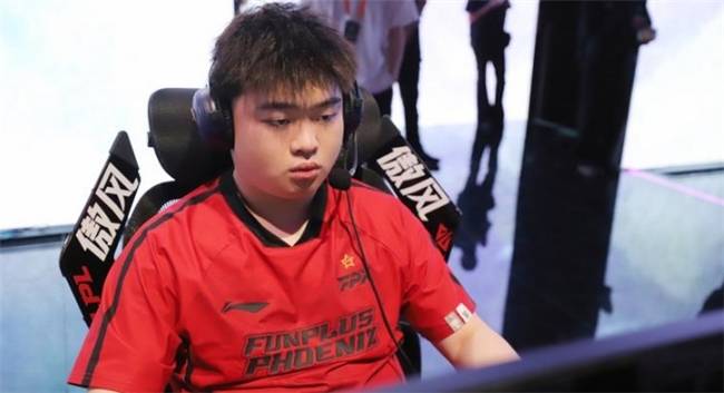 【一竞技1JingJi】LOL：IG德瑪(mǎ)西亞(yà)盃(bēi)阵容曝光 Bin主动降(jiàng)薪拒(jù)绝退役！