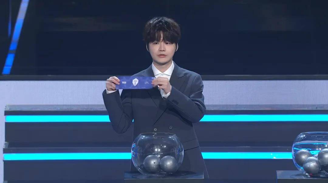 LOL凉了成最(zuì)大(dà)骗局,LOL世界赛最(zuì)倒(dào)黴(méi)战隊(duì)诞生,LPL弃將(jiāng)复仇成功