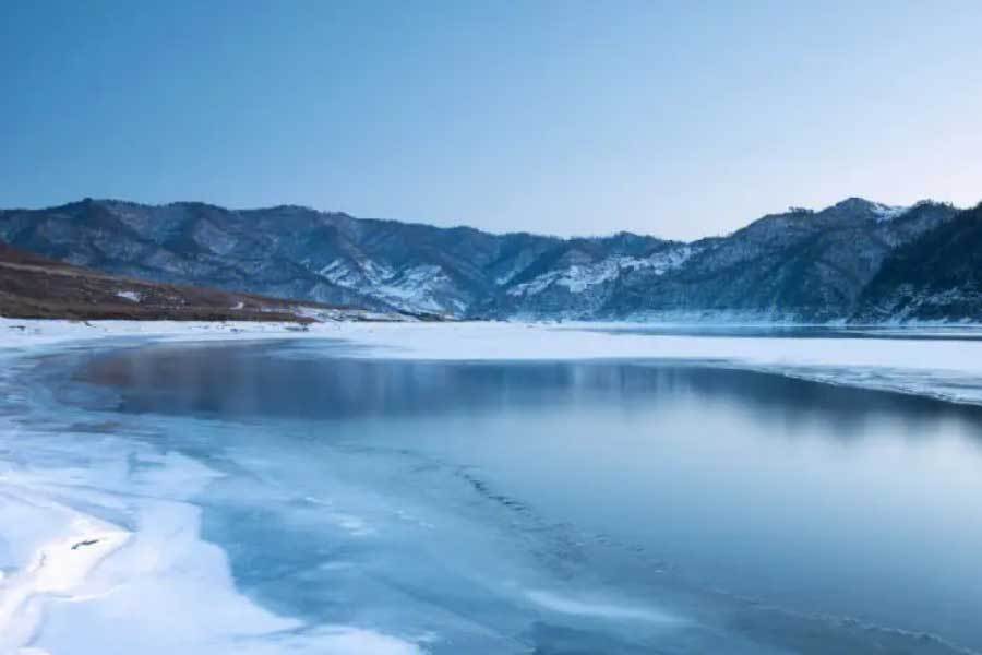 体育联赛引入科(kē)技裁判(pàn)提(tí)升比赛公平性